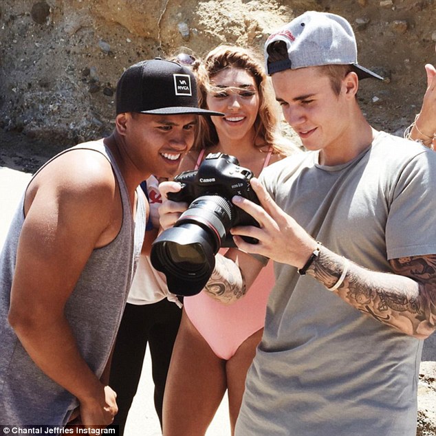 Justin Bieber plays photographer for Chantel Jeffries’ sexy beach shoot in LA | Daily Mail Online