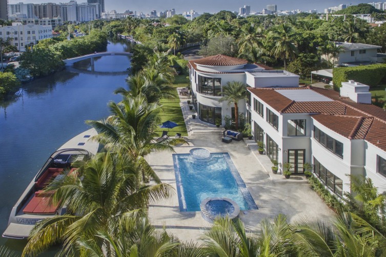 Real Estate: Michael Capponi & Oren Alexander Announce New Flamingo Drive Residence